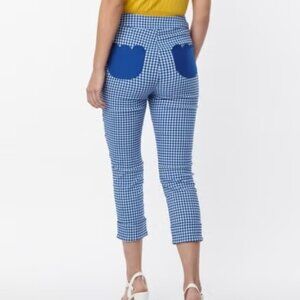 Blue Gingham Capris w/ Tulip Petal Back Pockets